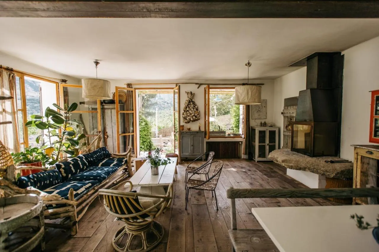 Hidden Gem With Panoramic Views Villa Fontaine-de-Vaucluse